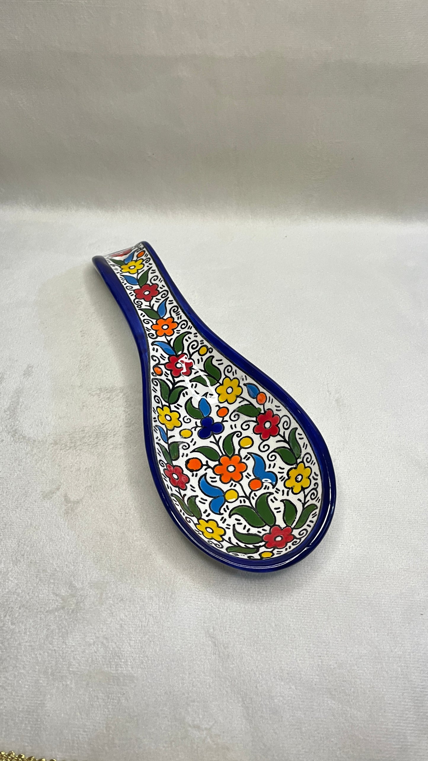 Servierteller im Löffel form farbig