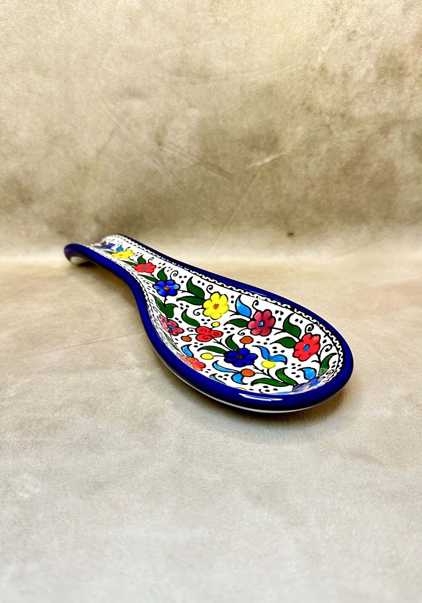 Servierteller im Löffel form farbig